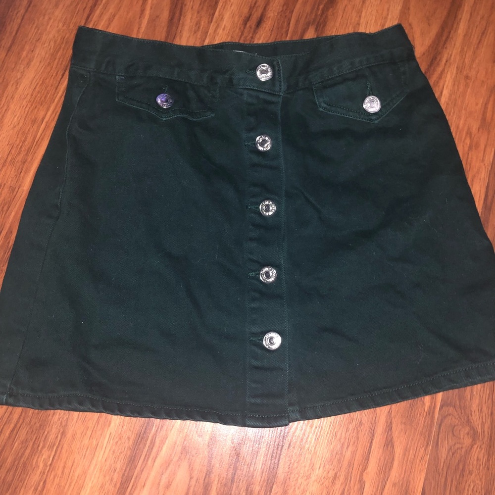BUTTON UP SKIRT